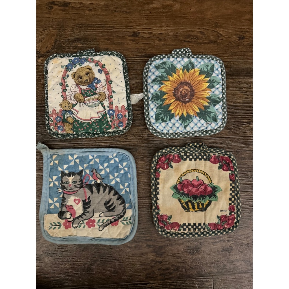 Vintage Novelty Potholders Set of 4 Sunflower Bear‎ Cat Apple Basket Kitchen